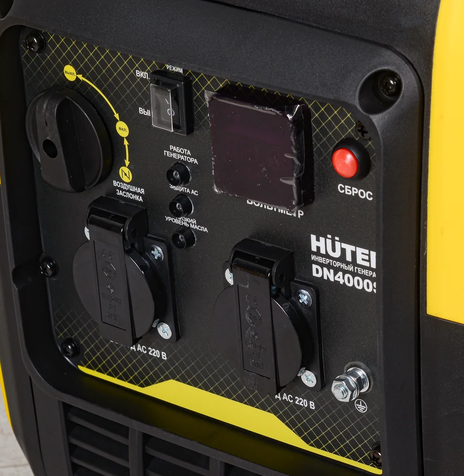 Бензиновый генератор HUTER DN4000Si
