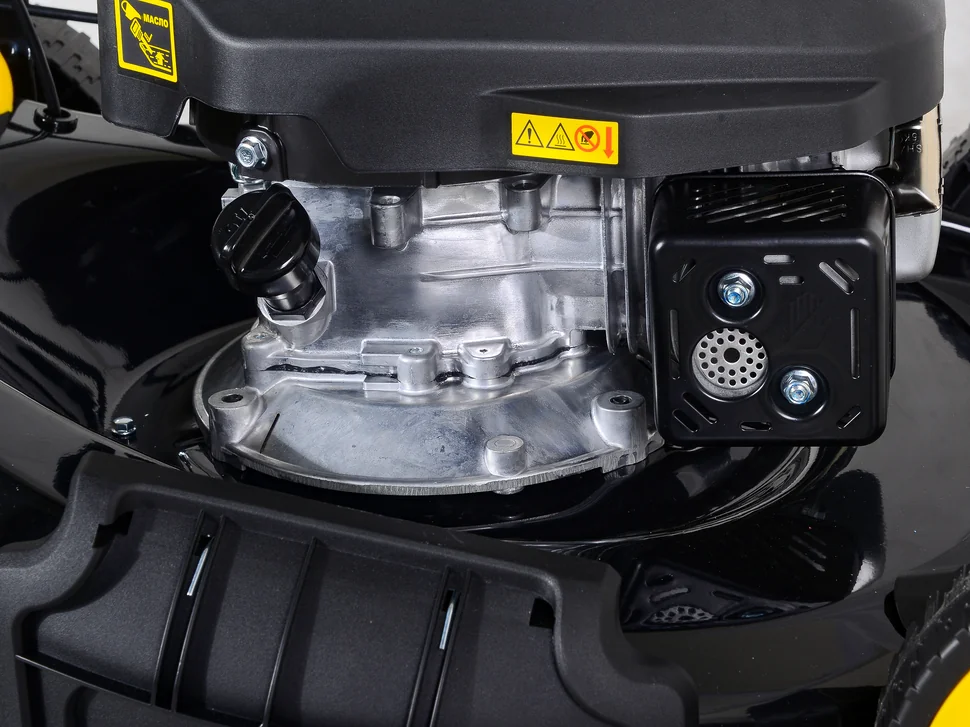Бензиновая газонокосилка HUTER GLM-6.0 SP